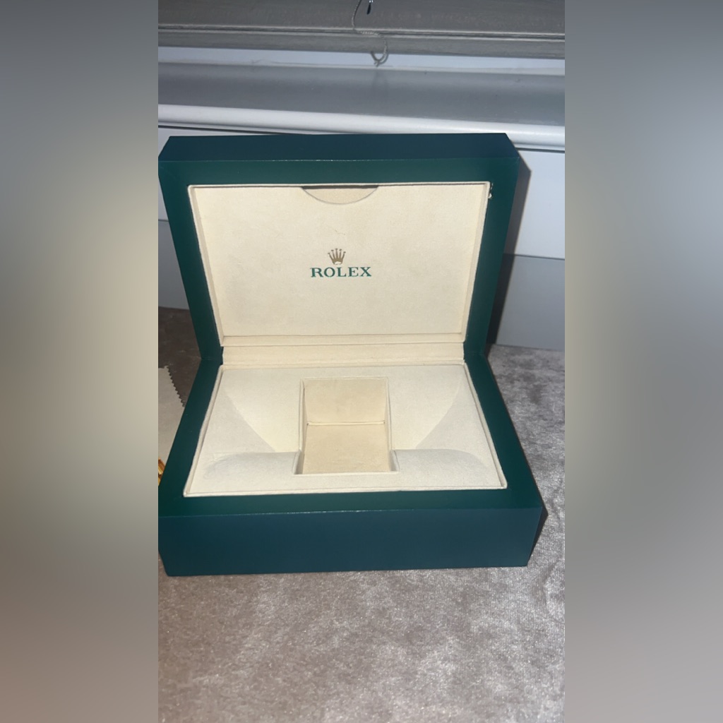 Rolex Green And Cream Jewelry Box Rolex Green And Cream Jewelry Box